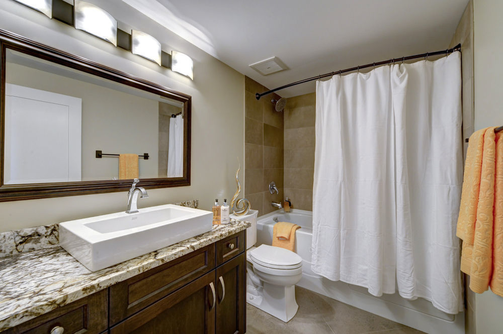 كيلونا الغربية Teehouse Bed & Breakfast المظهر الخارجي الصورة